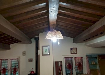 dettagli - Villa Via Entrata 5, Torgiano - foto 6