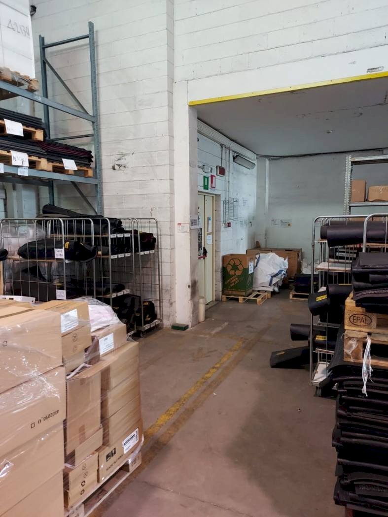 Magazzino via Renata Bianchi, Genova (zona Cornigliano) - foto 3