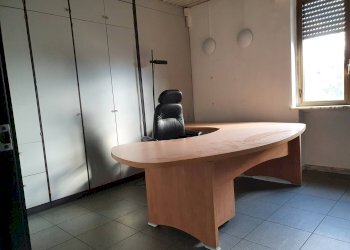 Attività Commerciale Via Nazzaro Sauro, Lucca (zona Centro Storico) - foto 3