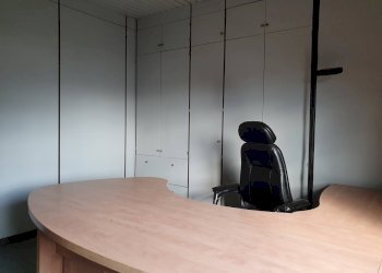 Attività Commerciale Via Nazzaro Sauro, Lucca (zona Centro Storico) - foto 4