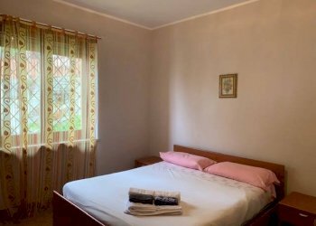 Camera da letto - Trilocale via Cave, Bagnolo Piemonte - foto 6