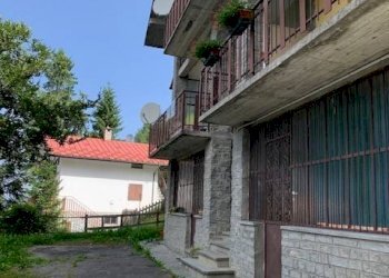 GIARDINO - Trilocale via Cave, Bagnolo Piemonte - foto 23