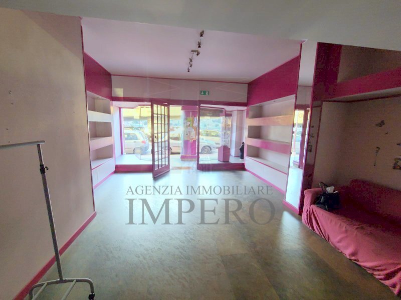 Abbigliamento - Intimo Via Tenda 10, Ventimiglia - foto 1