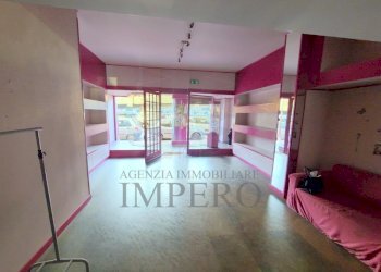 Abbigliamento - Intimo Via Tenda 10, Ventimiglia - foto 1