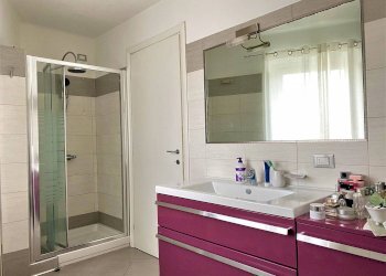 Bagno - Quadrilocale via Sant'Isidoro, 39/C, Romano Canavese - foto 10