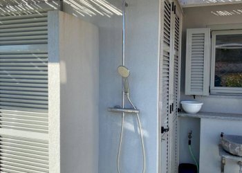 doccia esterna - Attico corso Dante Alighieri, 253, Alassio - foto 12