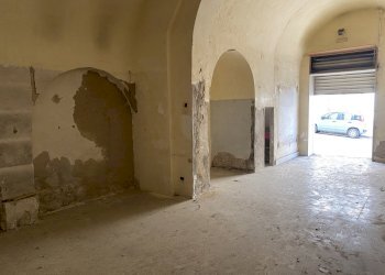 IMG_2415.JPG - Locale Commerciale Ragusa - foto 2