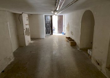 IMG_2418.JPG - Locale Commerciale Ragusa - foto 6