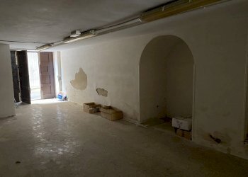 IMG_2419.JPG - Locale Commerciale Ragusa - foto 7