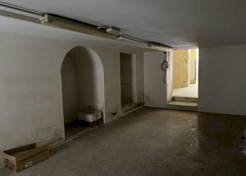 IMG_2421.JPG - Locale Commerciale Ragusa - foto 9