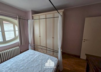 Camera da letto - Bilocale via Monte di Pietà, 21, Bra - foto 9