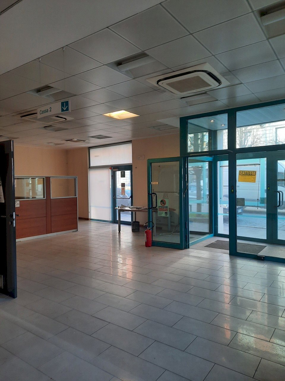 20210208_155313.jpg - Locale Commerciale Piacenza - foto 1
