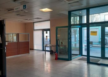 20210208_155313.jpg - Locale Commerciale Piacenza - foto 1