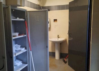 20210208_155615.jpg - Locale Commerciale Piacenza - foto 9