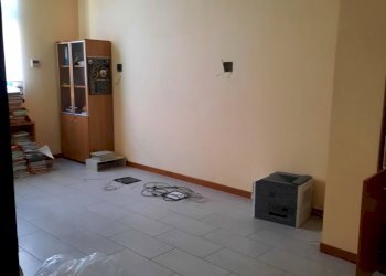 20210208_155707.jpg - Locale Commerciale Piacenza - foto 11