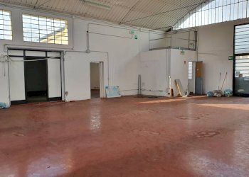 Attività Commerciale Via Romana, Lucca (zona Antraccoli) - foto 1