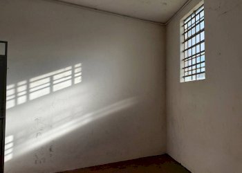 Attività Commerciale Via Romana, Lucca (zona Antraccoli) - foto 7