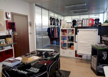 Capannone via Antonio Vacca, Brandizzo - foto 1