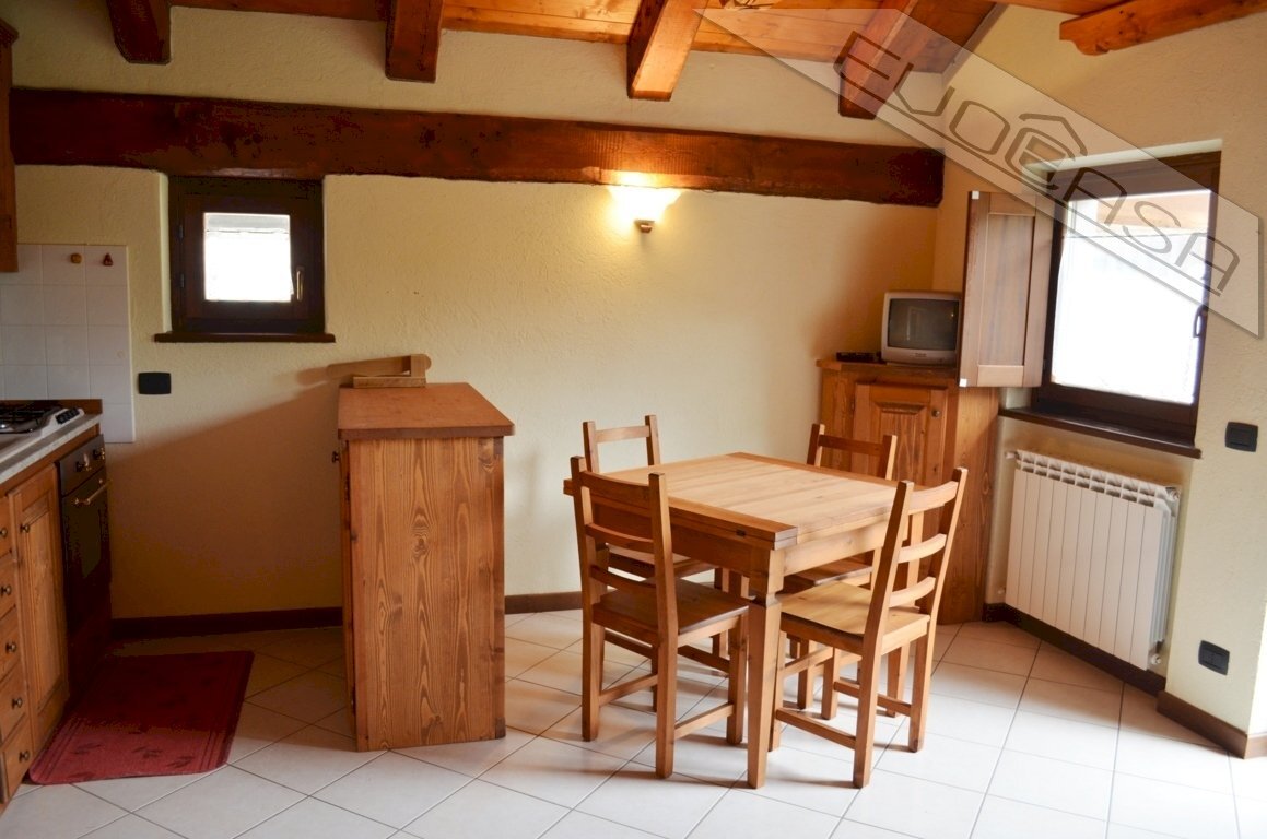 Three-room apartment Via Rohrbach , Pragelato - photo 3