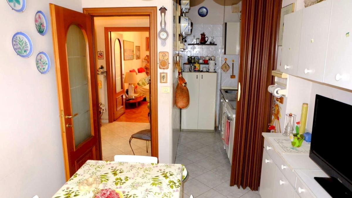 Three-room apartment Via Tripoli, Torino - photo 2