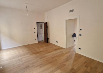 Three-room apartment Via Santa Croce, Moncalieri - photo 11