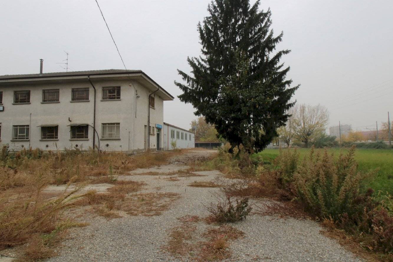edificio - Capannone strada Provinciale Padana Inferiore, Tortona - foto 3