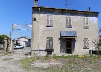 casa - Capannone strada Provinciale Padana Inferiore, Tortona - foto 2