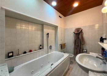 Semi-detached Villa VIA PARTIGIANA 8, Albavilla - photo 31