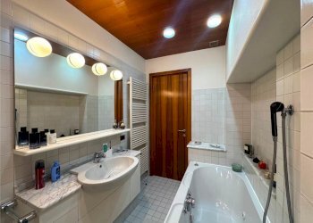 Semi-detached Villa VIA PARTIGIANA 8, Albavilla - photo 32