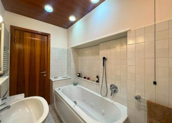 Semi-detached Villa VIA PARTIGIANA 8, Albavilla - photo 33