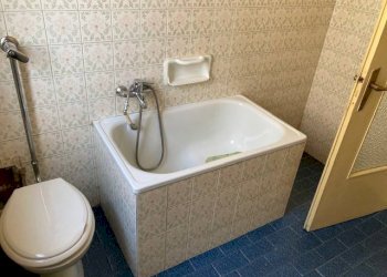 Bagno - Quadrilocale largo Dino Buffa, 2, Luserna San Giovanni - foto 12