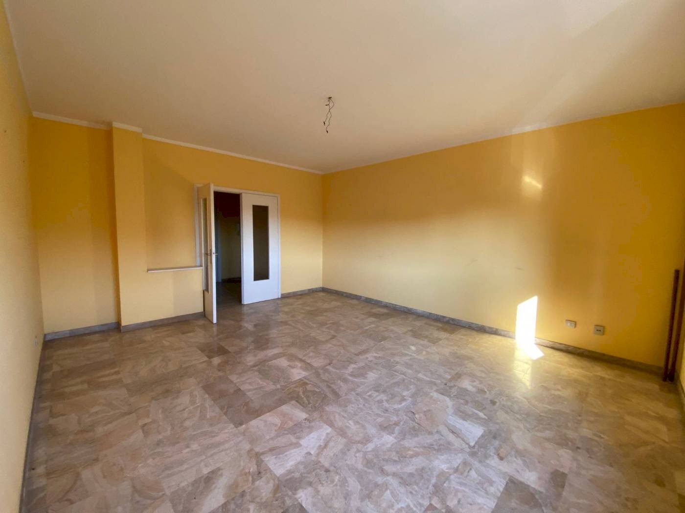 sala - Four-room apartment viale Giuseppe Garibaldi, 35, Carmagnola - photo 2