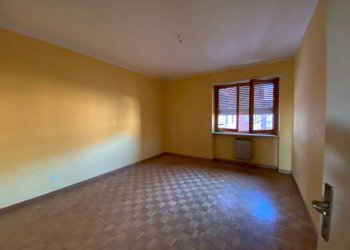 camera - Quadrilocale viale Giuseppe Garibaldi, 35, Carmagnola - foto 15