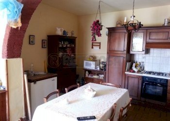 20150326_153740.jpg - Appartamento Santa Maria a Monte - foto 14