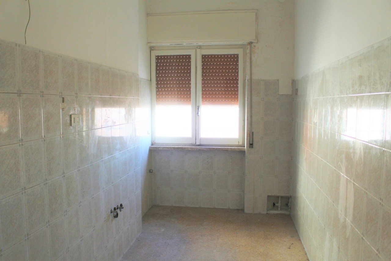 cucina - Attico via Vittorio Veneto, Lanciano - foto 2