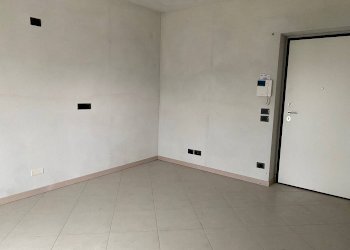 Bilocale via Francesco Cirio, Asti - foto 2