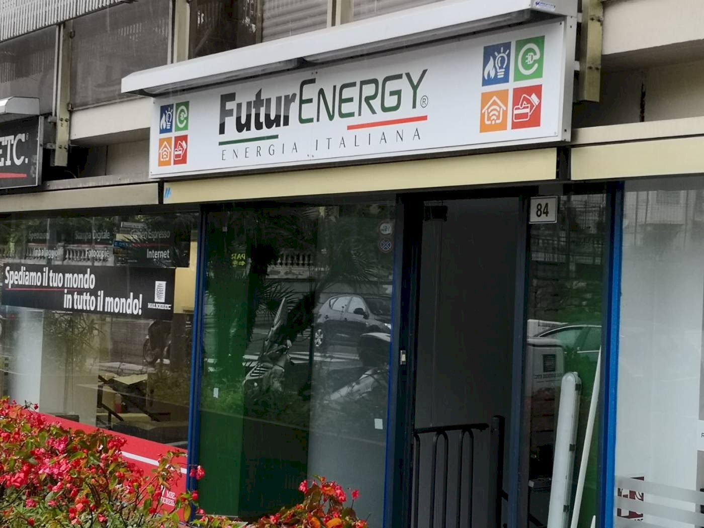 VETRINA PT - Negozio corso Felice Cavallotti, 84, Sanremo - foto 2