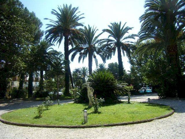 PARCO CONDOMINIALE - Negozio corso Felice Cavallotti, 84, Sanremo - foto 3