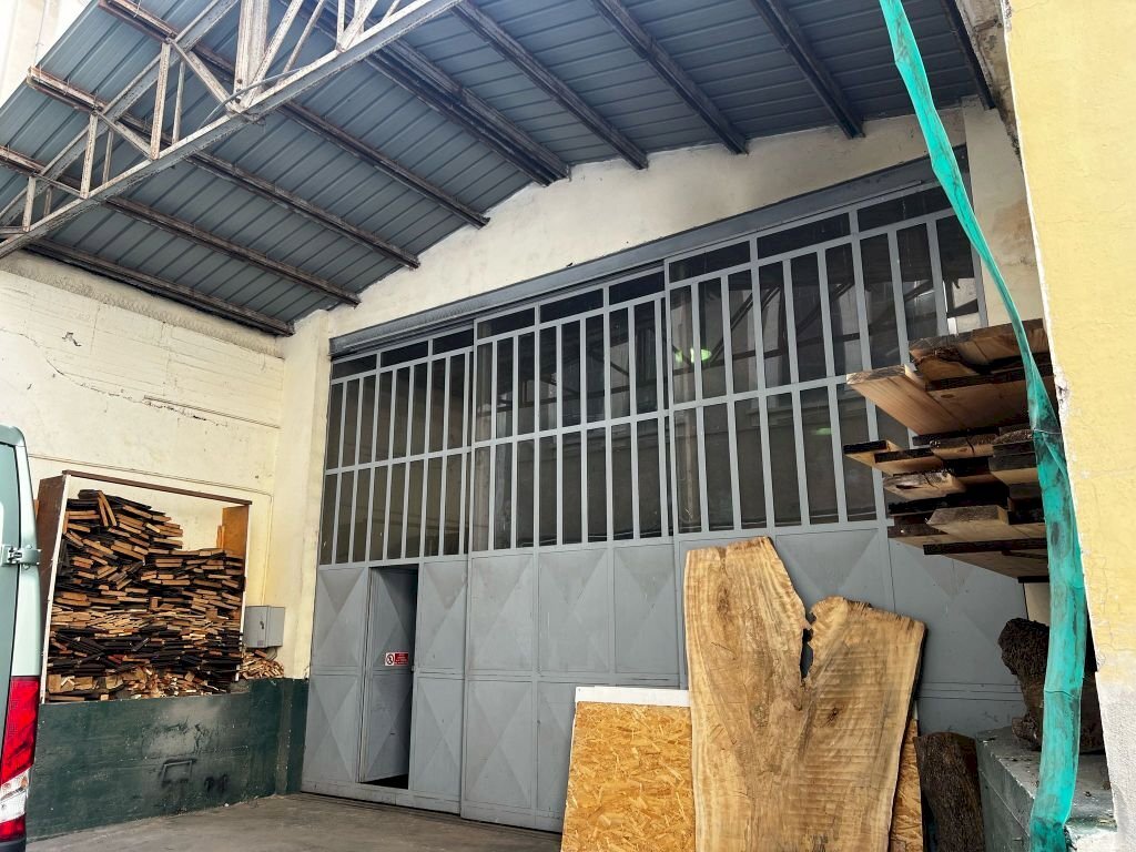 Magazzino via Chiampo, 16, Perosa Argentina - foto 1