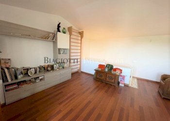 IMG_0196.jpg - Casa semi indipendente Livorno - foto 23