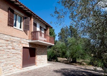 facciata - Villa Via del Bando 22, Perugia - foto 1