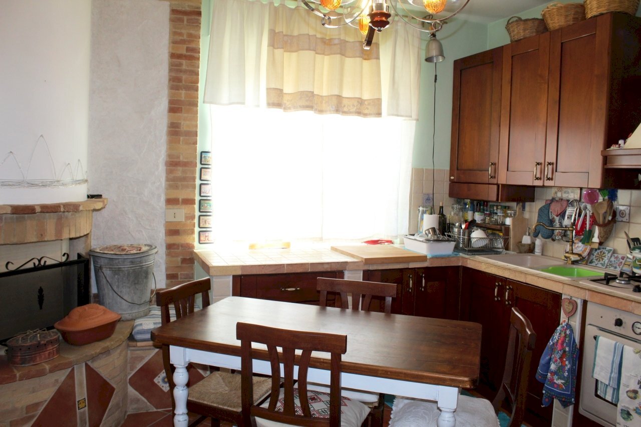 IMG_0762.JPG - Porzione di casa P.zza san Giorgio, Treglio - foto 2