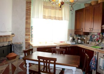 IMG_0762.JPG - Porzione di casa P.zza san Giorgio, Treglio - foto 2