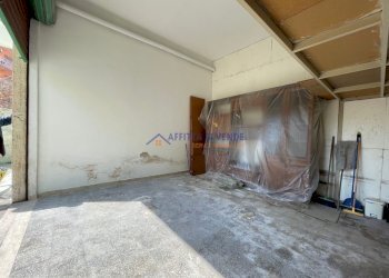 garage - Box Via Salvatore Monteforte, Siracusa - photo 1