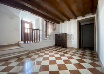 10.jpg - Casa semi indipendente Bassano del Grappa - foto 9