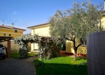 IMG_20210227_144518.jpg - Villa a Schiera Via Pometo 10, Carrara - foto 1