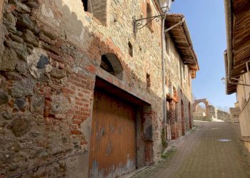 Facciata - Rustico via Castello, Albiano d'Ivrea - foto 12