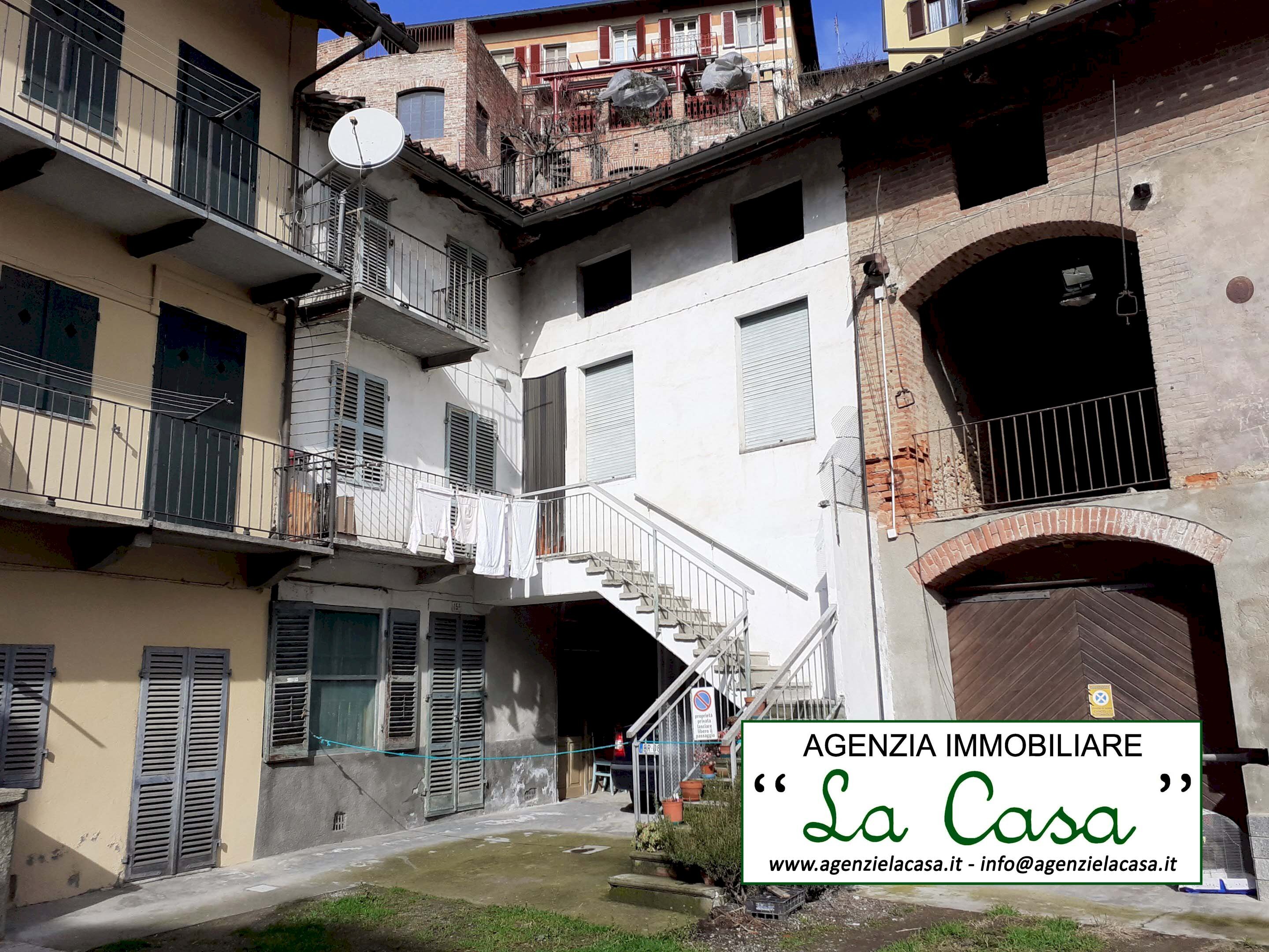 facciata - Semi-detached house Via Roma 11, 11, Castelnuovo Don Bosco - photo 1