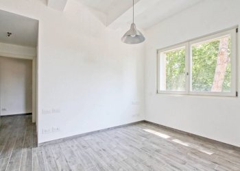 camera da letto - Trilocale via Aventina, 34, Roma - foto 11