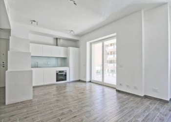 soggiorno - Trilocale via Aventina, 34, Roma - foto 2